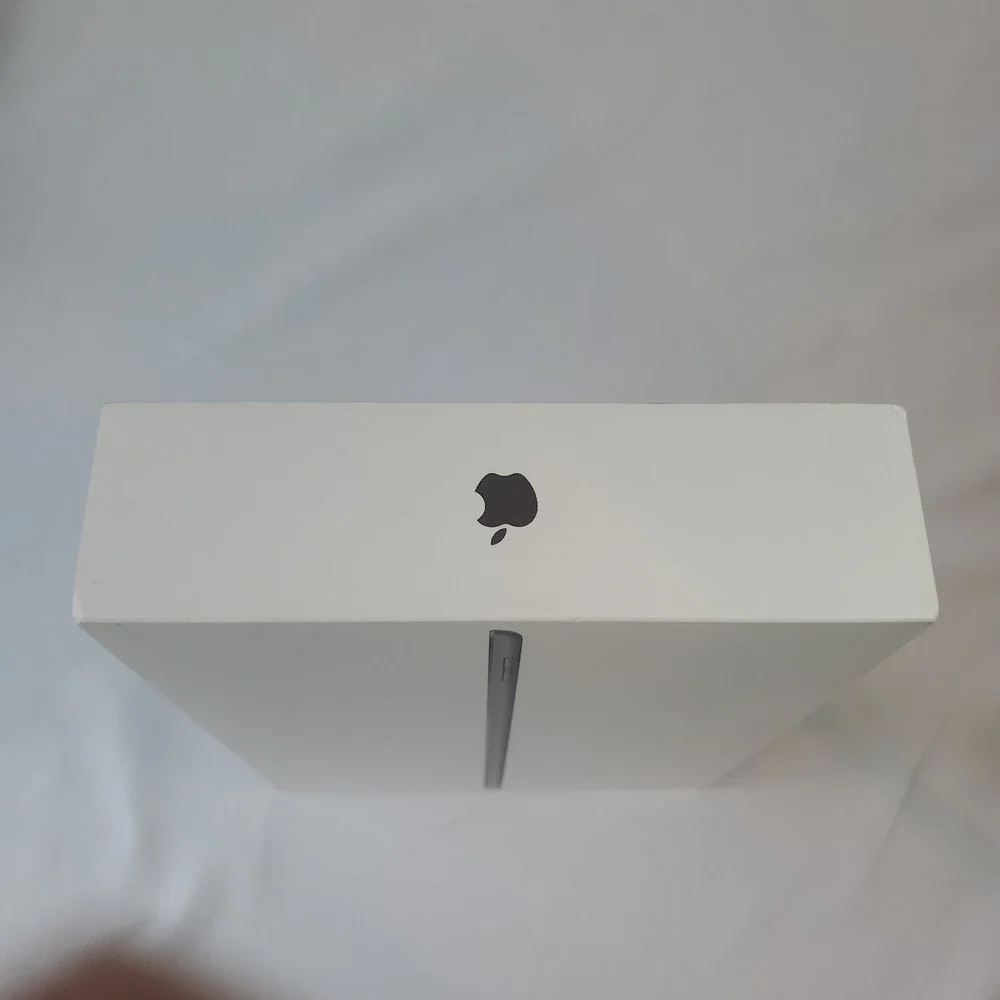 EMPTY BOX ONLY - iPad 9th Generation A2602 Wi-Fi 64GB 10.2 Space Gray MK2K3LL/A